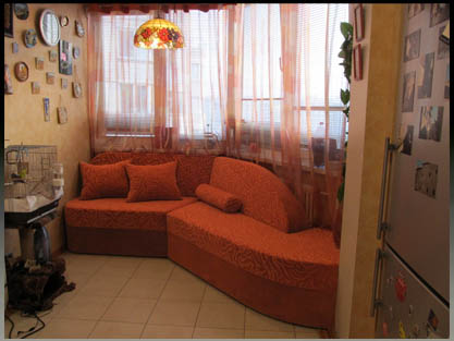 Интерьерный диван для лоджии под заказчика